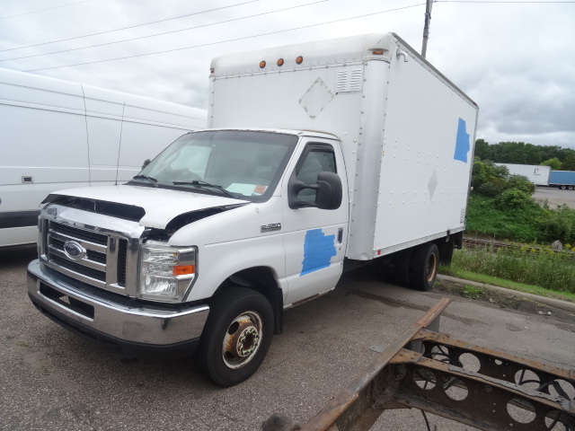 2008 Ford E350 Superduty box truck. 311,161 miles on 6.0 lt diesel motor with auto trans.