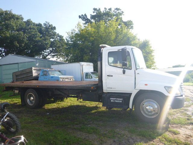 2006 Hino 268 Roll Back Car Hauler