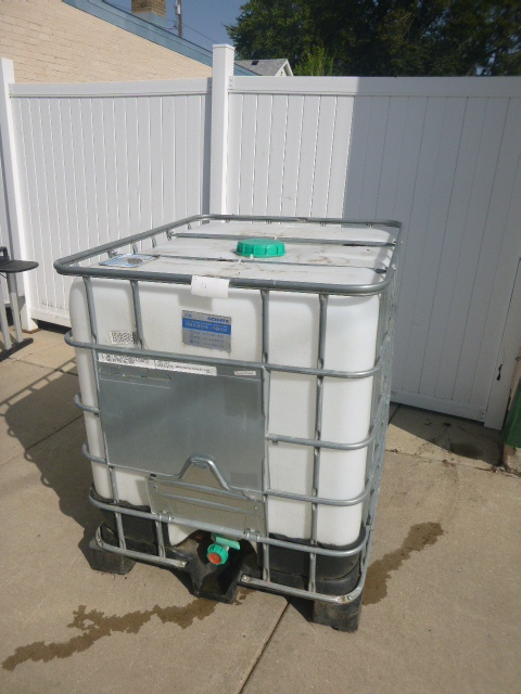 250 Gallon Tote
