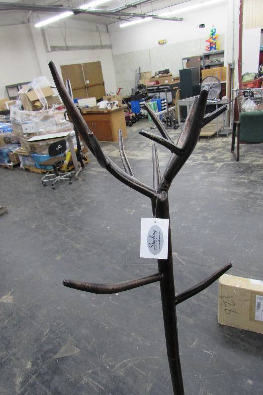 STERLING INDUSTRIES HALL TREE