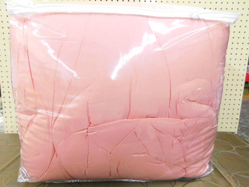 MLD Sadie 8pc COMFORTER SET Rose King, MSRP $129.99