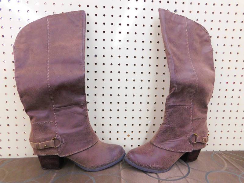 Fergalicious WM Lexi Boot Taupe SIZE 11, MSRP $99.99