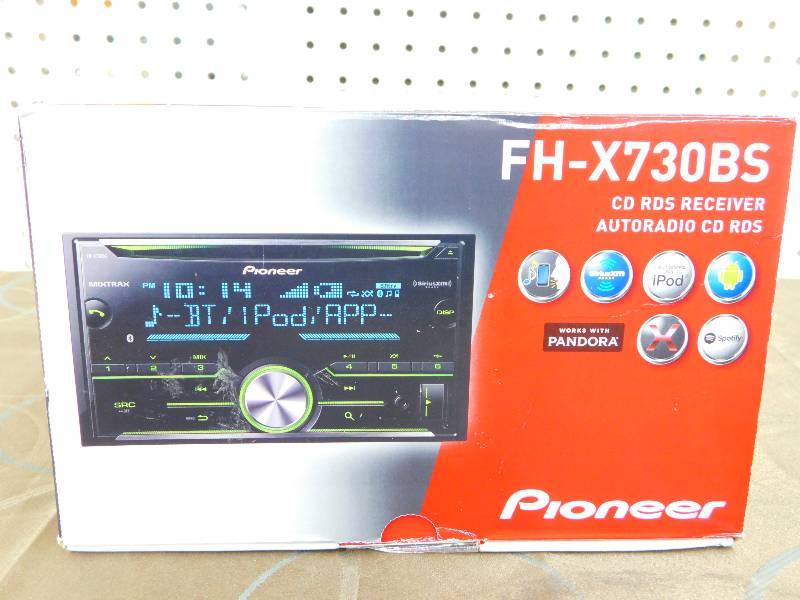 Pioneer CD Receiver W BT Black, MSRP $199.99