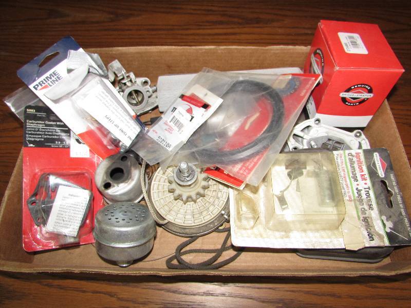 lot 243 image: BOX OF MISC PARTS
