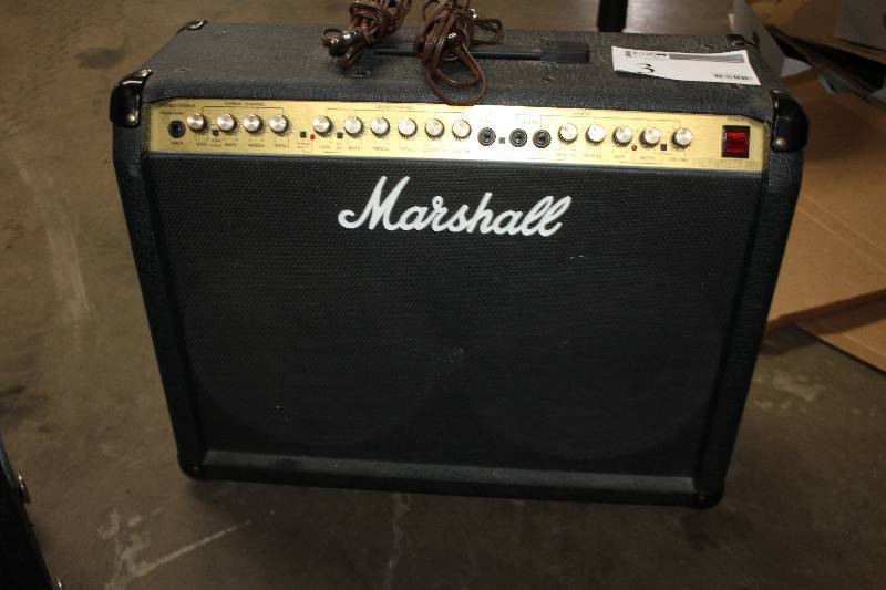 lot 3 image: Marshall Valvestate Amplifier