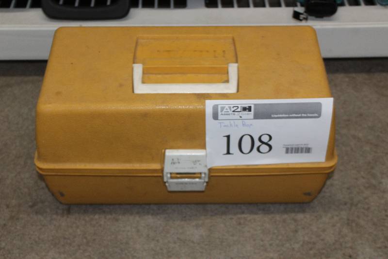 lot 108 image: Tackle Box w Tackle