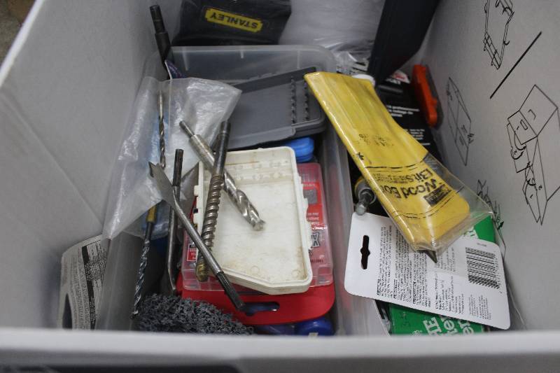lot 121 image: Drill Bits, Screws, And More