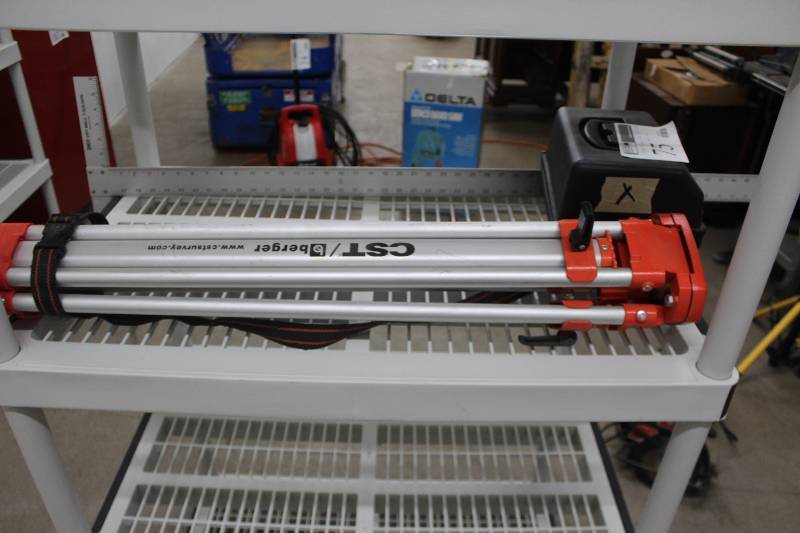 lot 75 image: Berger Survey Level w Stand, Instruction Manual, Case