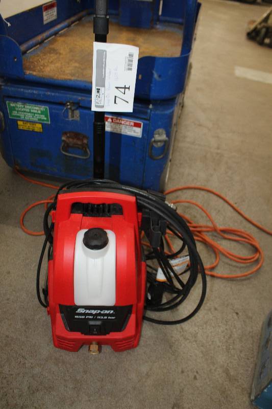 lot 74 image: Snap-on 1650 psi Power Washer