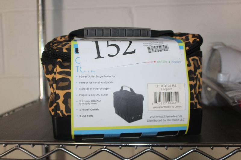 lot 152 image: iCozy Charging Tote