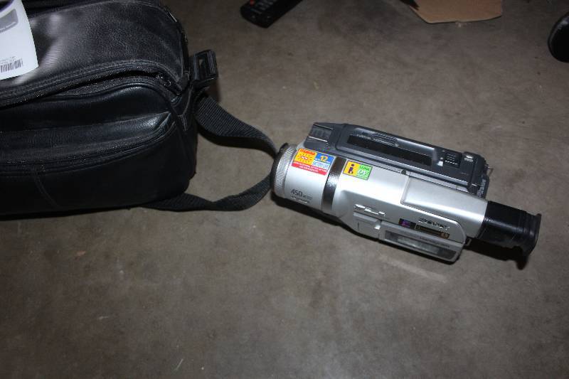 lot 162 image: Sony Handycam SteadyShot Camcorder w Case