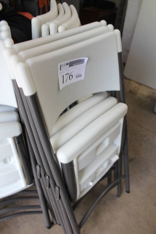 lot 176 image: Lot of (3) Plastic Folding Chairs