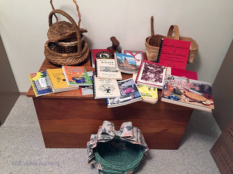 lot 71 image: Cookbooks and Baskets