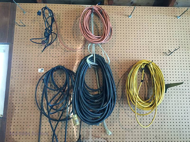 lot 114 image: 5 extension cords