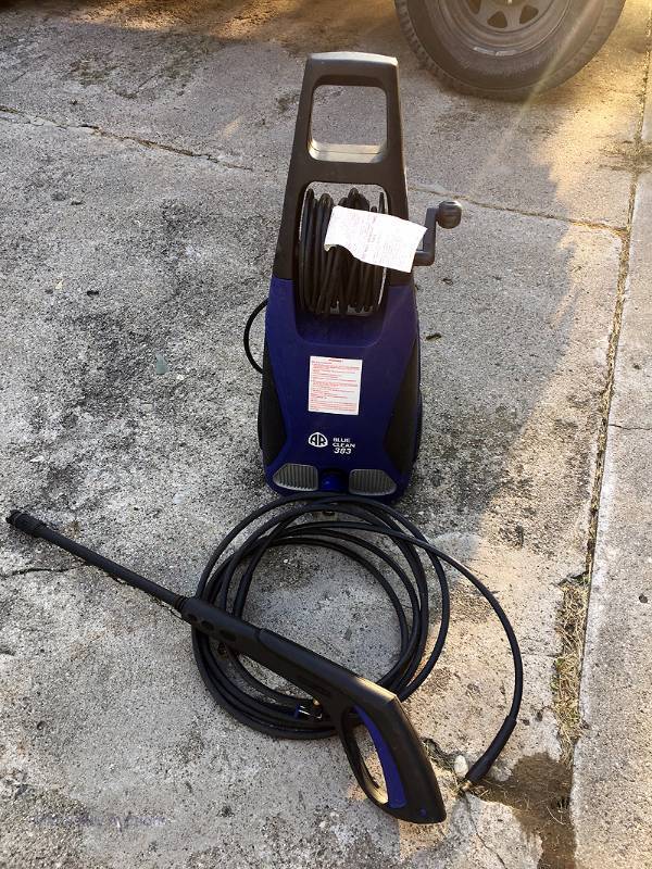 lot 116 image: Pressure washer