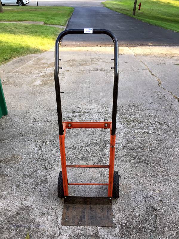 lot 117 image: Utility cart