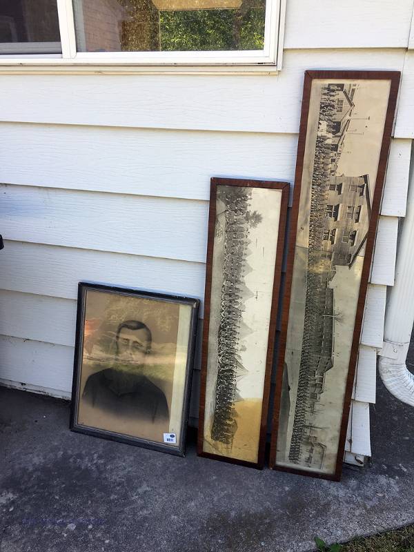 lot 131 image: Old Photos