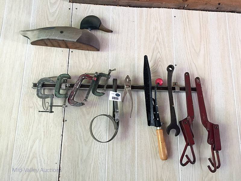 lot 136 image: Wall magnet & tools