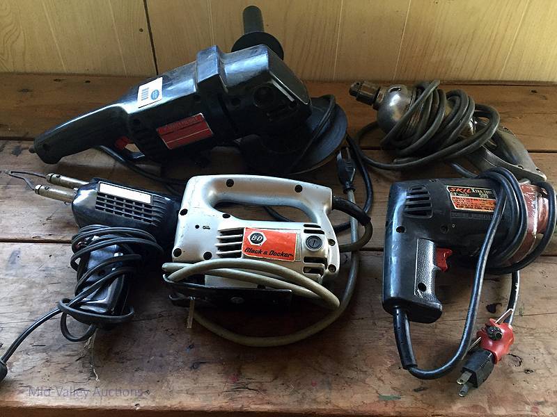 lot 151 image: Power tools