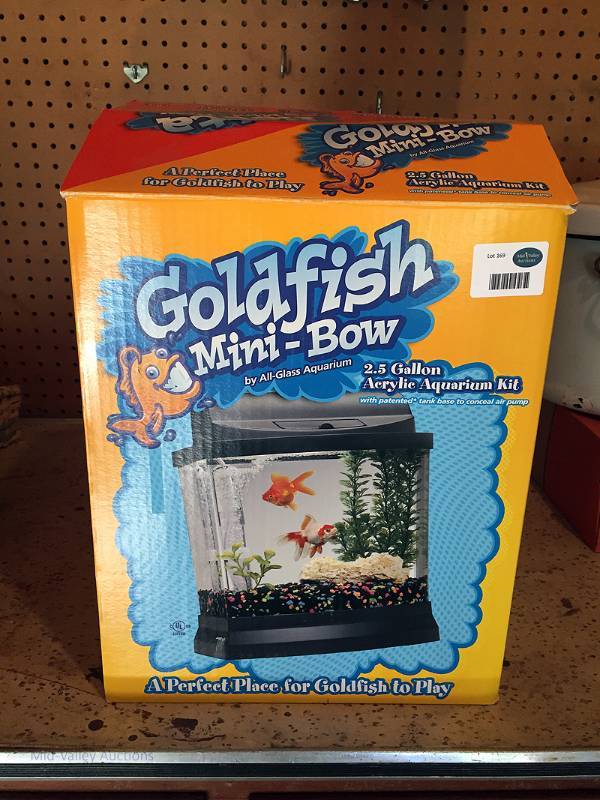 lot 169 image: Aquarium