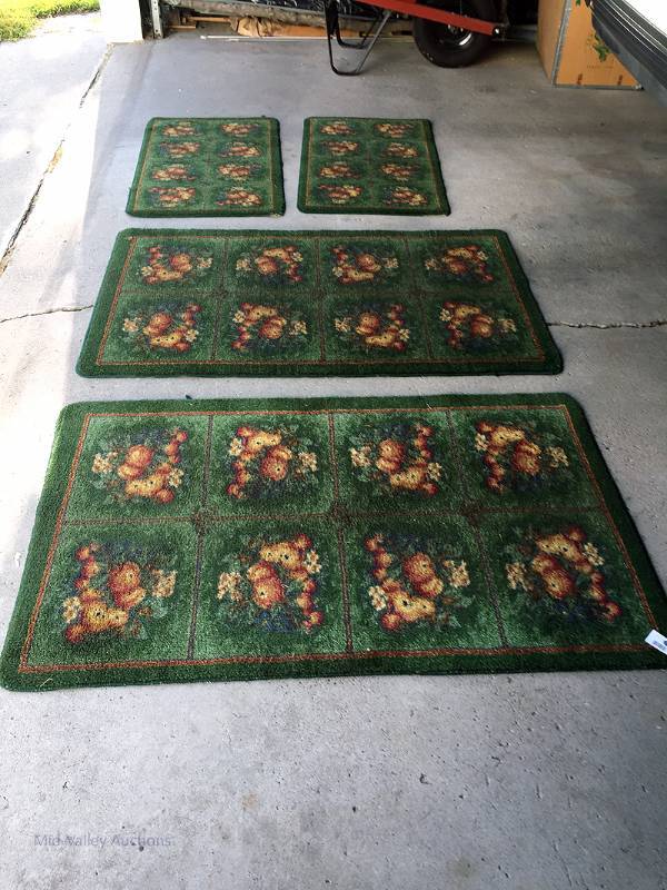 lot 178 image: 4 Green rugs