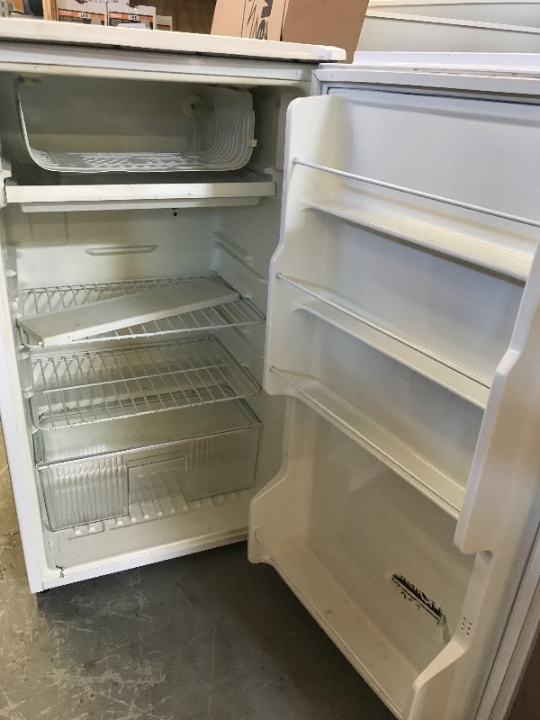 SMALL REFRIGERATOR