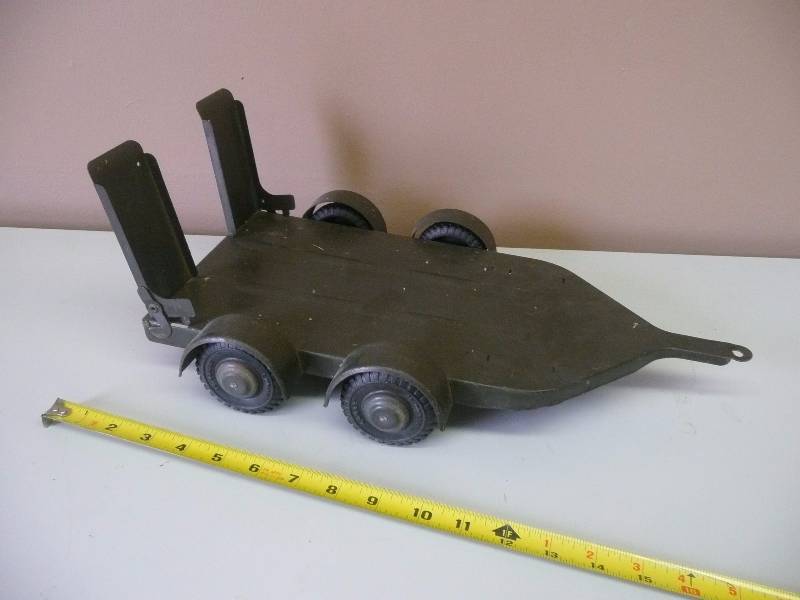 lot 5 image: VINTAGE LUMAR TANDEM MILITARY TRAILER - SEE PICTURES