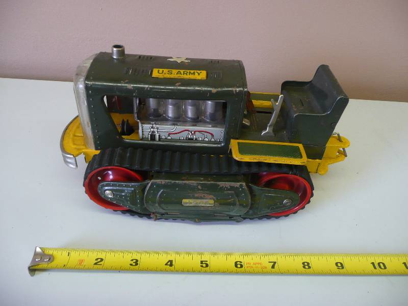 lot 15 image: RARE - Marx U.S.ARMY TIN CRAWLER - VERY COOL - SEE PICTURES
