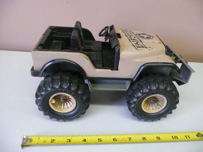 lot 22 image: TONKA ARMORED ENFORCER JEEP - See Pictures