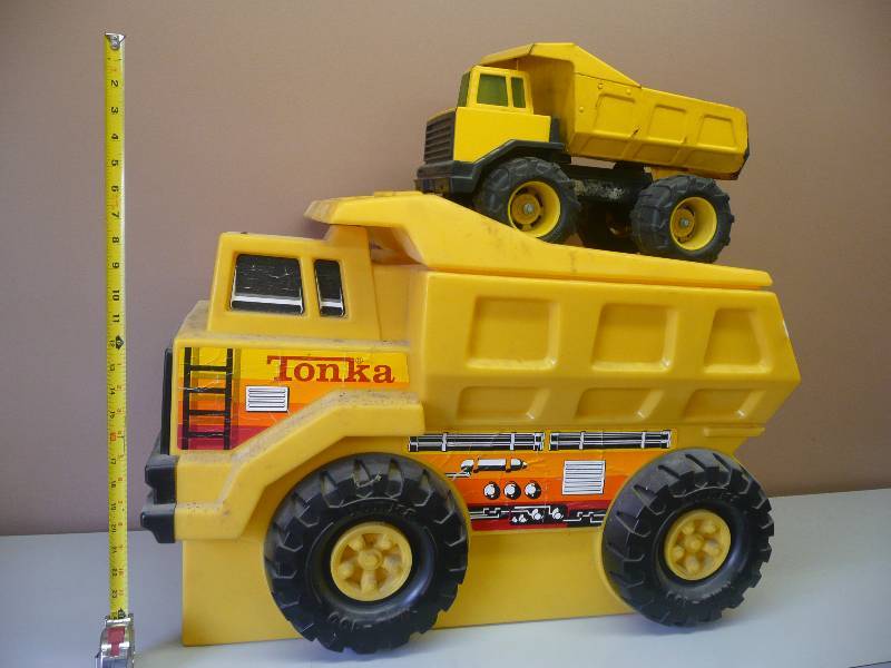 tonka dump truck toy chest