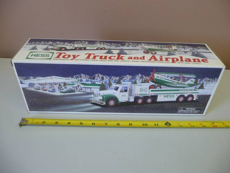 lot 78 image: HESS - TOY TRUCK & AIRPLANE - STILL IN BOX - SEE PICTURES