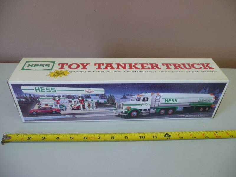 lot 82 image: HESS - TOY TANKER TRUCK - STILL IN BOX - SEE PICTURES