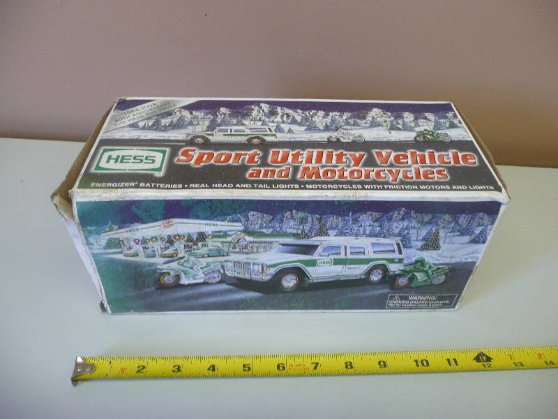 lot 84 image: HESS - SPORT UTILITY VEHICLE & MOTORCYCLES - STILL IN BOX - SEE PICTURES