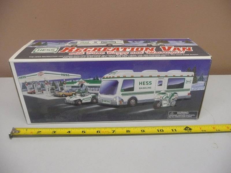 lot 100 image: HESS - RECREATION VAN WITH DUNE BUGGY & MOTORCYCLE - STILL IN BOX - SEE PICTURES