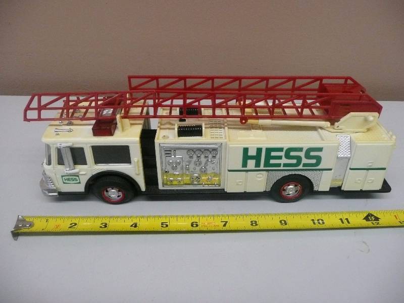 lot 109 image: VINTAGE HESS - HESS FIRE TRUCK - SEE PICTURES