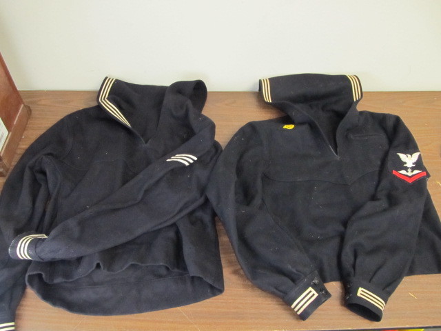 lot 49 image: 2&nbspWW2 Navy Uniform Shirts