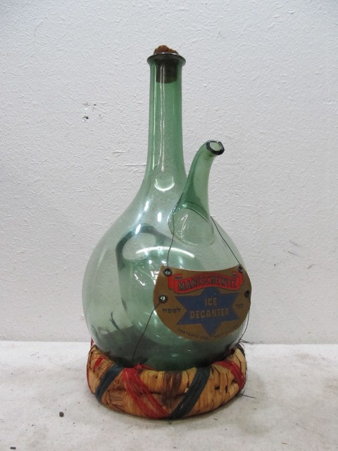 lot 83 image: Vintage MANISCHEWITZ Ice Decanter Wine Bottle