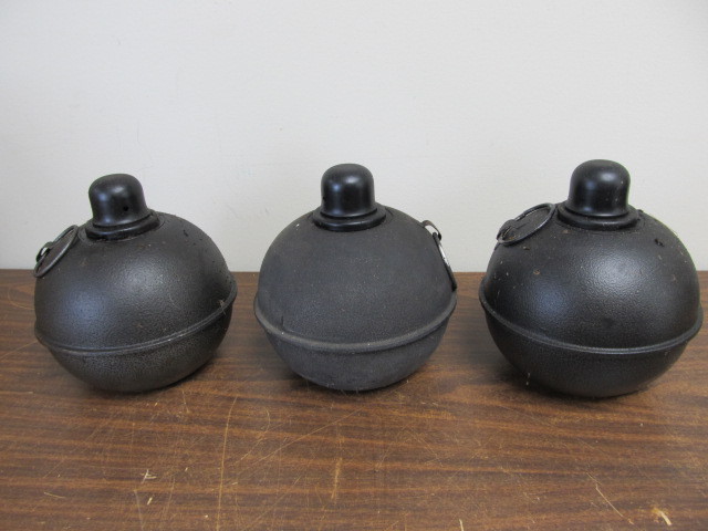 lot 116 image: 3 Vintage Road FlaresSmudge Pots