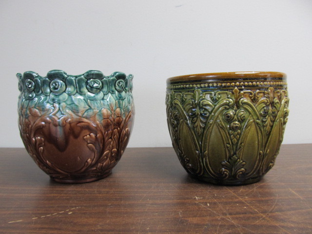 lot 123 image: 2 Vintage 1930s Planters