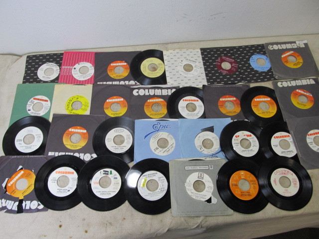 lot 6 image: Lot of 30 Vintage PromoSampleNot For Sale&nbsp45s