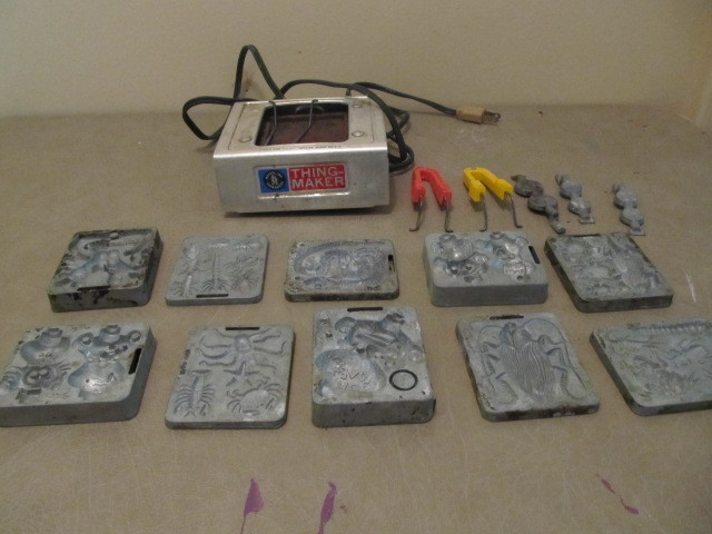 lot 14 image: Vintage THING MAKER & Molds
