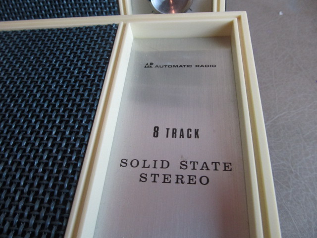 lot 2 image: Vintage 8-Track Solid State Stereo