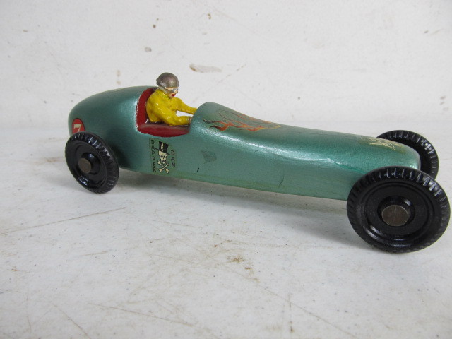 lot 85 image: Vintage Pinewood Derby Race Car