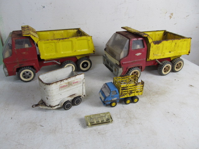 lot 93 image: Group of Assorted TONKA Trucks & Trailer