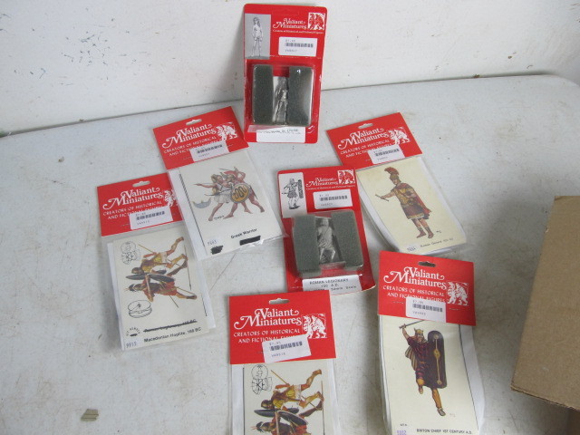 lot 129 image: Lot of NOS High Quality Metal Miniatures