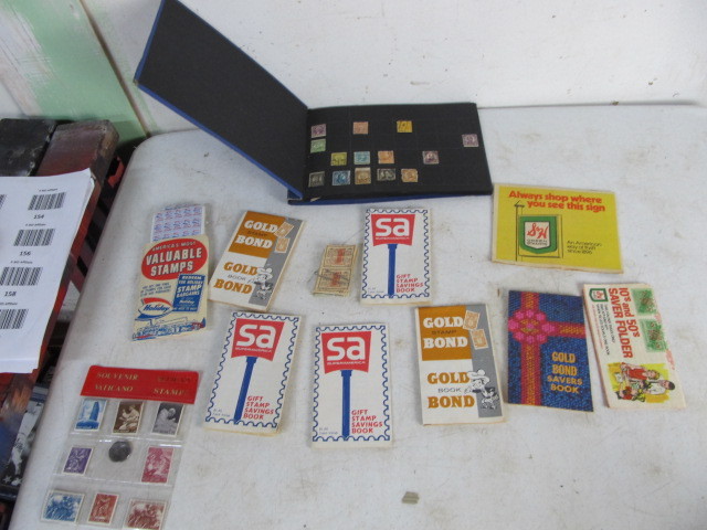 lot 159 image: Assorted Vintage Stamps