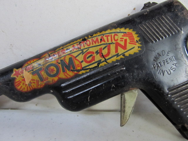 lot 178 image: 1940s Super Automatic Tom Gun 