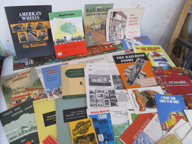 lot 64 image: LARGE Lot of Vintage Railroad Books Maps Brochures