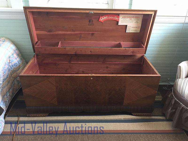 Lane Cedar Chest
