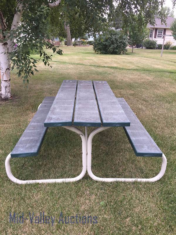 Picnic Table